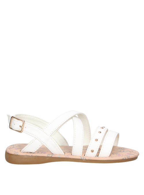 Calzado ligero blanco para niña, ideal para combinar con ropa veraniega.