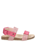 Calzado plano rosado para niña, diseño práctico, recomendado para días de verano.