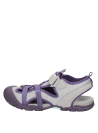 Sandalia urbana gris para niña, estilo casual, ideal para juegos y paseos.