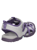 Sandalia urbana gris para niña, estilo casual, ideal para juegos y paseos.