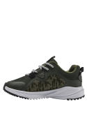 Zapatilla casual verde para niño, material textil, adecuada para paseos y actividades diarias.
