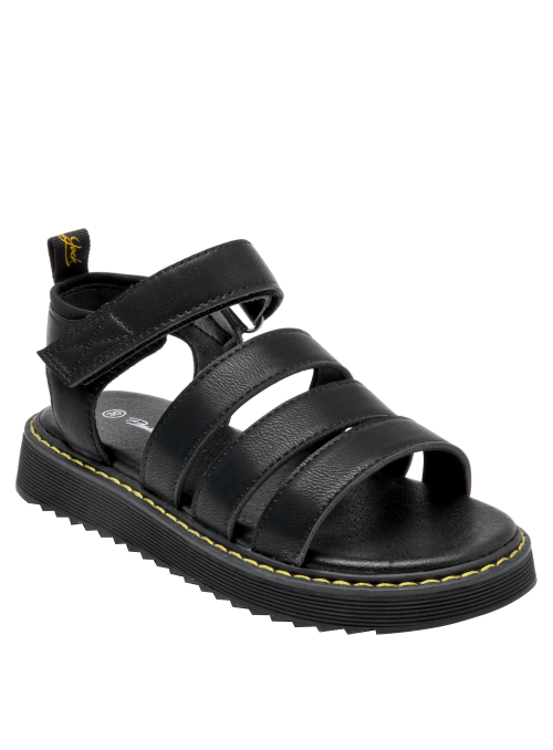 Calzado negro casual para niña, suela flexible, recomendado para días soleados.
