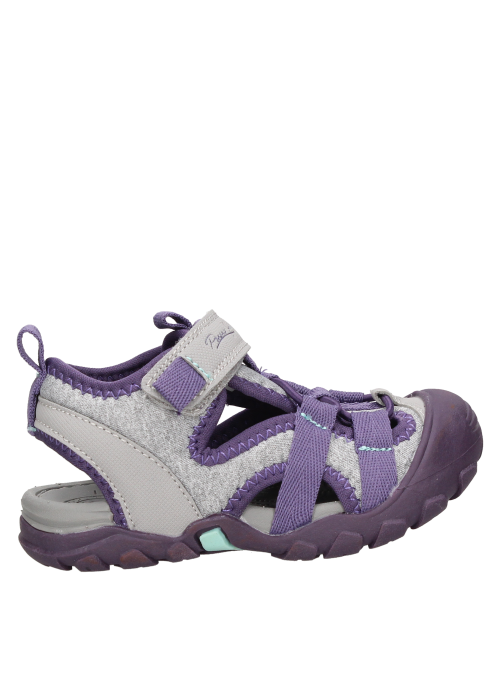 Sandalia textil gris para niña, con punta redonda y taco plano de 2,3 cm.