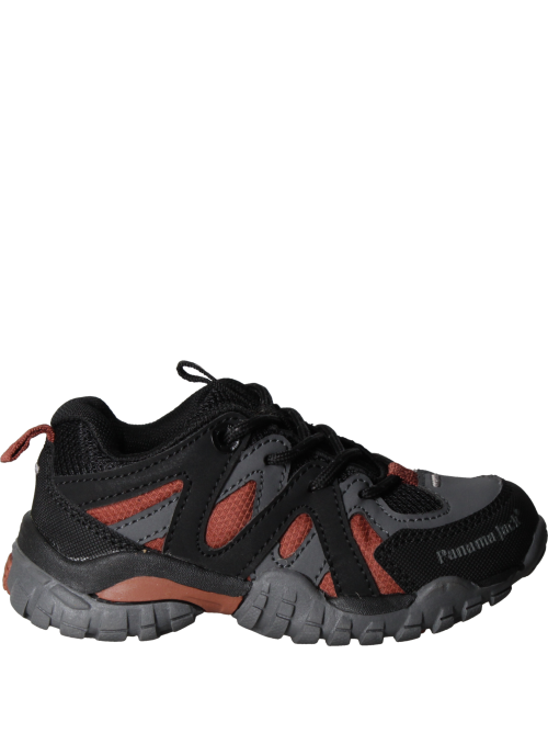 Zapatilla urbana negra casual para niño, ideal para actividades diarias y exploración al aire libre.