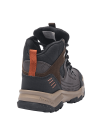 Botines café para niño, estilo casual, ideales para aventuras al aire libre.