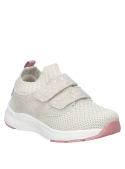 Zapatillas de estilo casual en color taupe para niña, perfectas para combinar con vestidos ligeros.