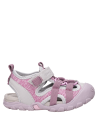 Calzado textil rosado para niña, ideal para combinar con vestidos ligeros.