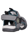 Sandalias de diseño negro para niño, cómodas y resistentes para aventuras diarias.