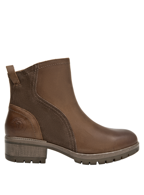 Botín de mujer café, altura de taco de 4.5 cm, ideal para actividades diarias.