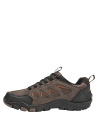 Calzado sintético taupe para hombre, ideal para escapadas al aire libre y looks casuales.