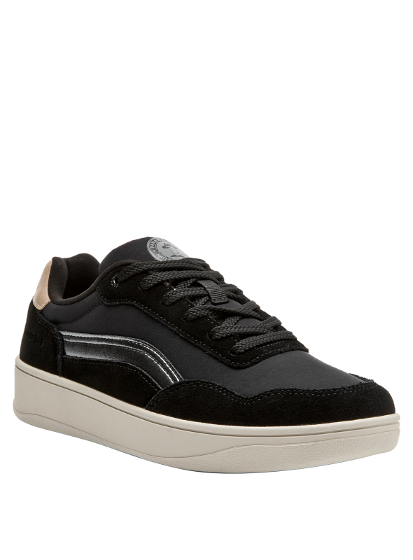 Zapatilla negra para mujer, punta redonda, combina con jeans y camiseta para un look versátil.