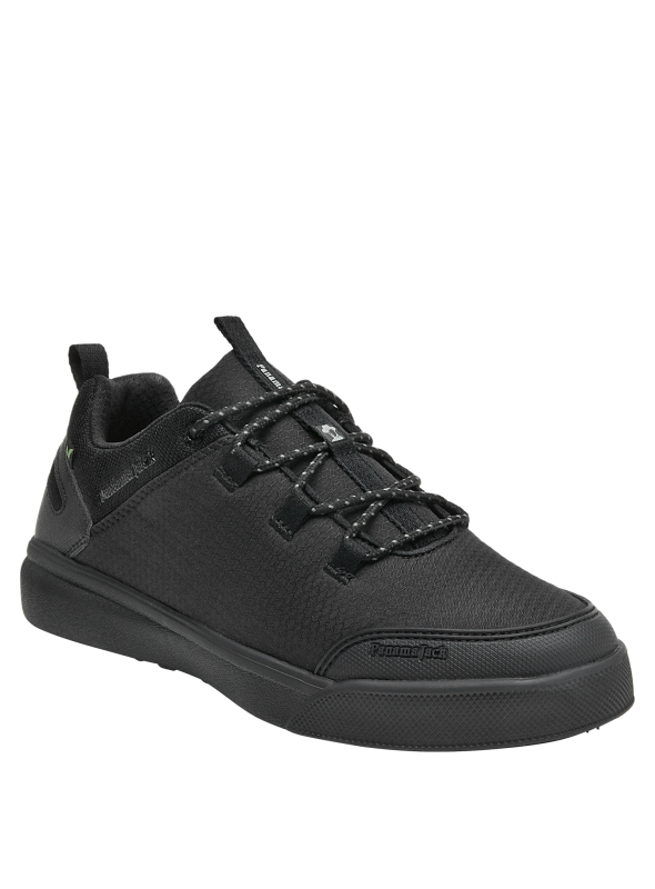 Zapatillas de estilo natural para hombre en color negro, recomendadas para caminatas y aventuras diarias.