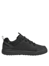 Zapatillas resistentes negras para hombre, perfectas para quienes buscan confort en actividades diarias.