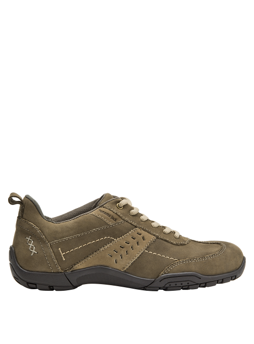 Zapatillas de cuero taupe para mujer, diseño versátil para looks casuales y frescos.