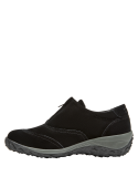 Calzado de mujer negro, taco plano de 5 cm, ideal para un look cómodo y elegante.