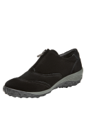 Zapato negro de cuero para mujer, estilo casual, ideal para actividades diarias.