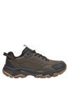 Zapatillas de exploración hombre color moro, perfectas para combinar con pantalones cargo.