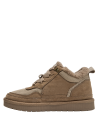 Calzado beige para mujer, textura suave, recomendado para días fríos y actividades al aire libre.