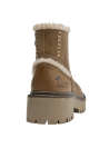 Calzado casual taupe para mujer, con forro de chiporro, perfecto para días frescos.