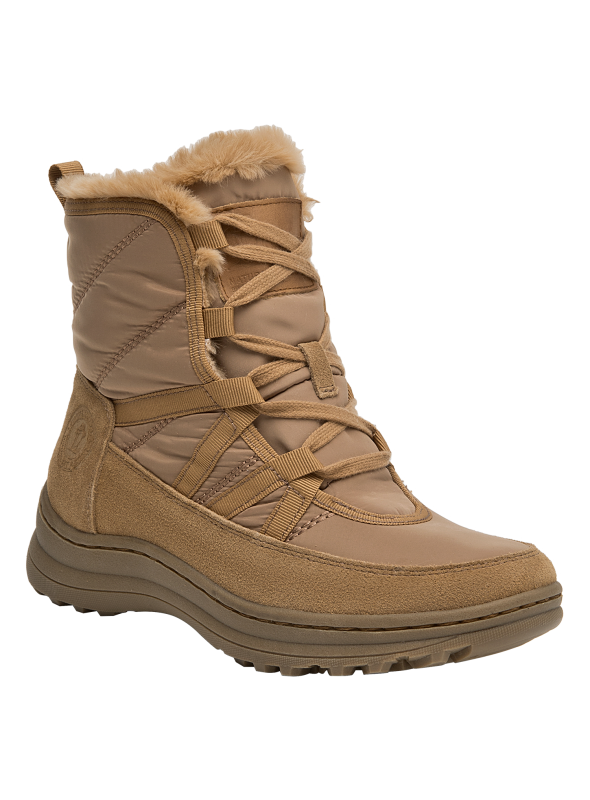 Botín de mujer color camel, taco plano de 5 cm, ideal para recorridos cómodos en la ciudad.