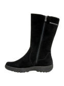 Estilo casual en botas negras para mujer, perfectas para jeans ajustados o vestidos de lana.