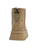 Calzado cómodo camel para mujer, diseño plano, perfecto para días fríos y relajados.