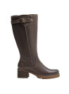 Calzado casual mujer, bota de cuero café, perfecta para aventuras urbanas y salidas al aire libre.