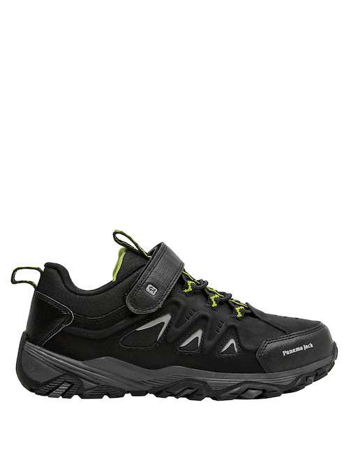 Zapatilla sintética negra con un toque de color verde, ideal para combinar con ropa casual.