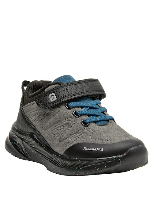 Zapatilla sintética gris, combina con pantalones cortos y camisetas para un look casual.