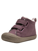 Botín morado casual para niña, diseño resistente y cómodo, ideal para pequeñas exploradoras.