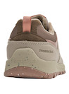 Zapatilla de mujer beige de Panama Jack, diseñada para ofrecer libertad y confort en cada paso.