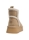 Botín beige con textura suave y acabado rústico, perfecto para un look natural y auténtico.
