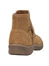 Botín camel para mujer, estilo casual, con tacos planos de 4.5 cm que ofrecen confort durante todo el día.