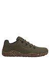 Zapatilla textil verde con punta cuadrada y detalles rústicos, ideal para explorar nuevos horizontes.