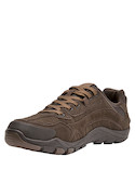 Zapatilla urbana para hombre en color moro, diseño sintético con acabado duradero.
