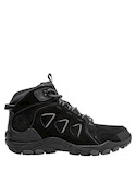 Botín negro para hombre, con taco plano y punta redonda, ideal para un look casual y cómodo.