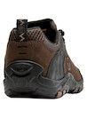 Zapatilla masculina en cuero, color moreno, taco plano de 5 cm, estabilidad en cada paso, ideal para actividades urbanas.