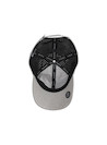 Jockey unisex gris de poliéster reciclado, ideal para actividades al aire libre.