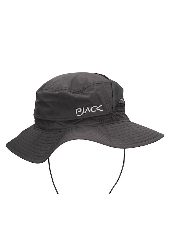 Jockey gris unisex, material reciclado, diseño moderno, recomendado para días cálidos y deportes.