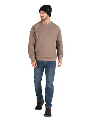 Polerón casual para hombre en color café, diseño clásico y manga larga, ideal para un look versátil.