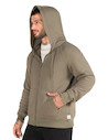 Polerón hombre color oliva, diseño funcional que se adapta a capas bajo chaquetas o parkas.