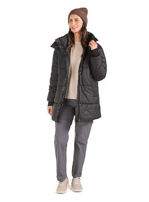 Chaqueta negra de mujer, casual, 100% poliéster, ideal para días fríos y actividades al aire libre.