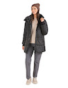Chaqueta negra de mujer, casual, 100% poliéster, ideal para días fríos y actividades al aire libre.