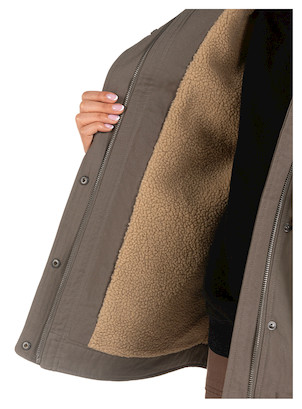 Puños ajustables con broche en chaqueta de mujer verde oliva, ofreciendo un ajuste personalizado.