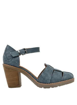 Suela de goma dentada del zapato casual azul para mujer, ofreciendo funcionalidad y estilo.