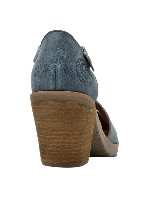 Zapato casual de mujer en cuero azul con acabado desgastado, ideal para aventuras urbanas.