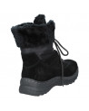 Calzado femenino en cuero negro, estilo casual con suela de excelente agarre.