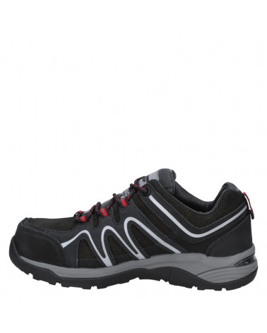 Zapato negro robusto para hombre, soporte cómodo en terrenos difíciles, ideal para actividades informales al aire libre.