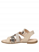 Sandalia beige sintética de niña, modelo D775, estilo informal, resistente para jugar en cualquier lugar.